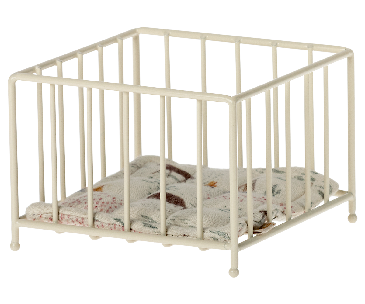 Maileg Playpen My