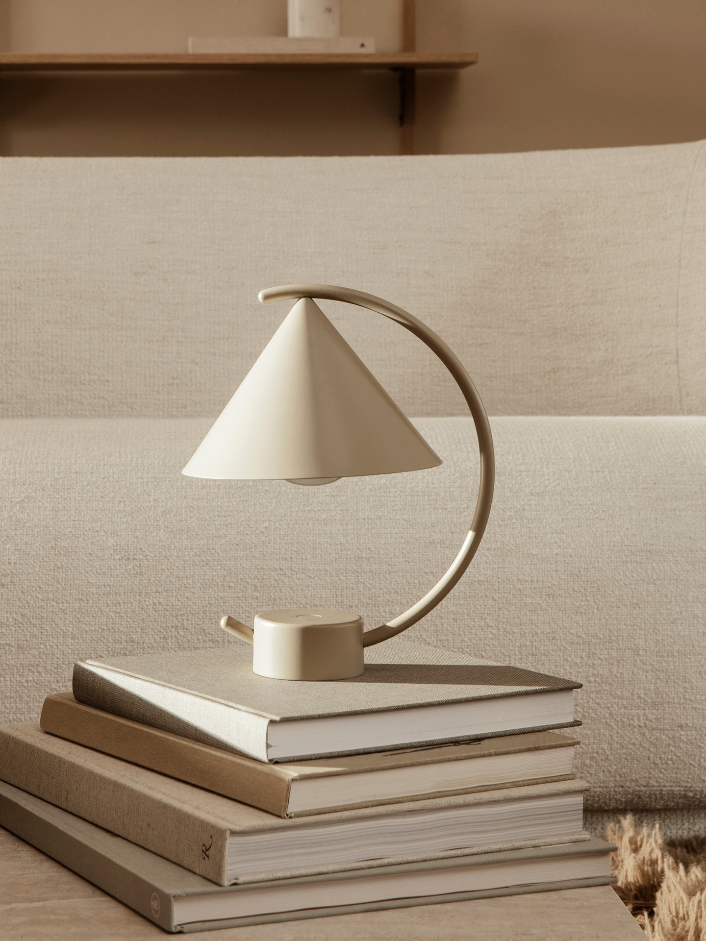 Ferm Living Meridian Lampa