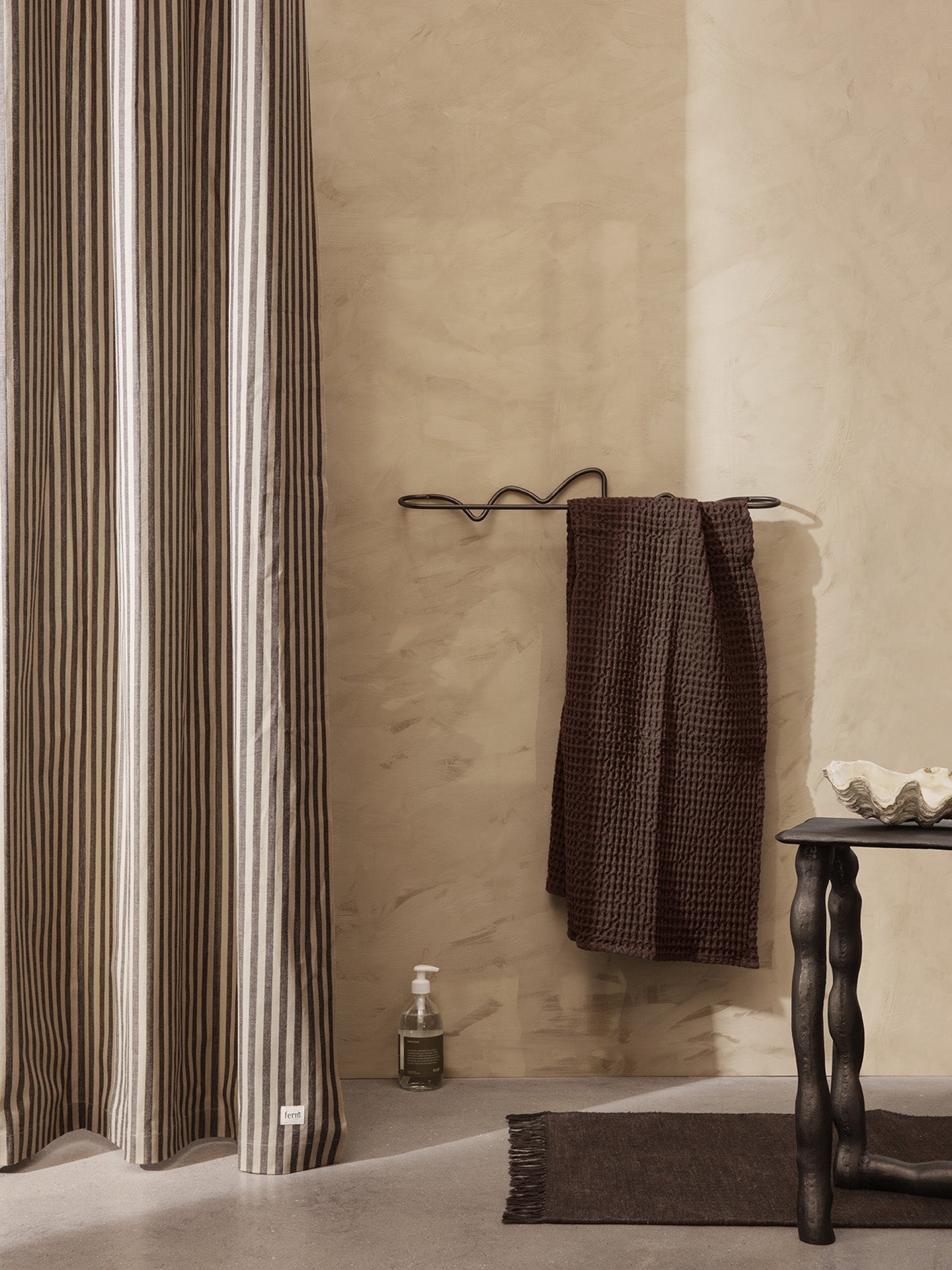 Ferm Living Duschdraperi Sand/Svart