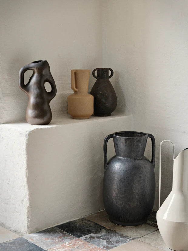Broste Isolde Vase Antique Brown 21x14,5x35cm