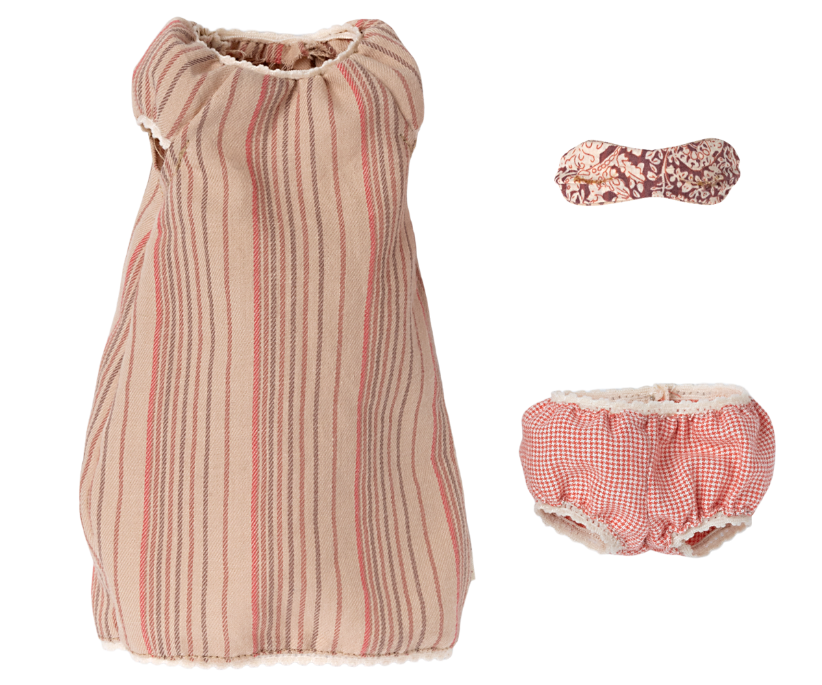 Maileg Medium Mouse Nightgown