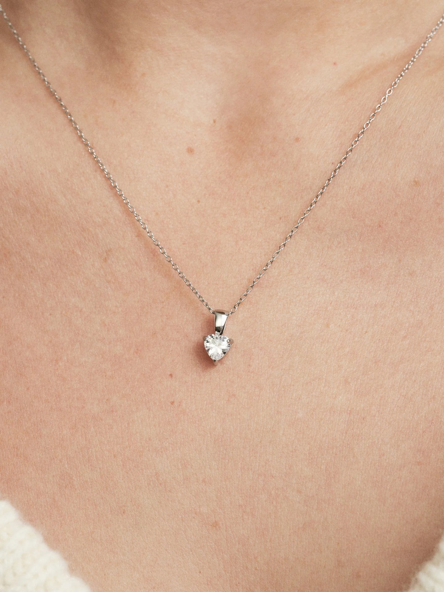 Mockberg Bonne Halsband Silver - vit