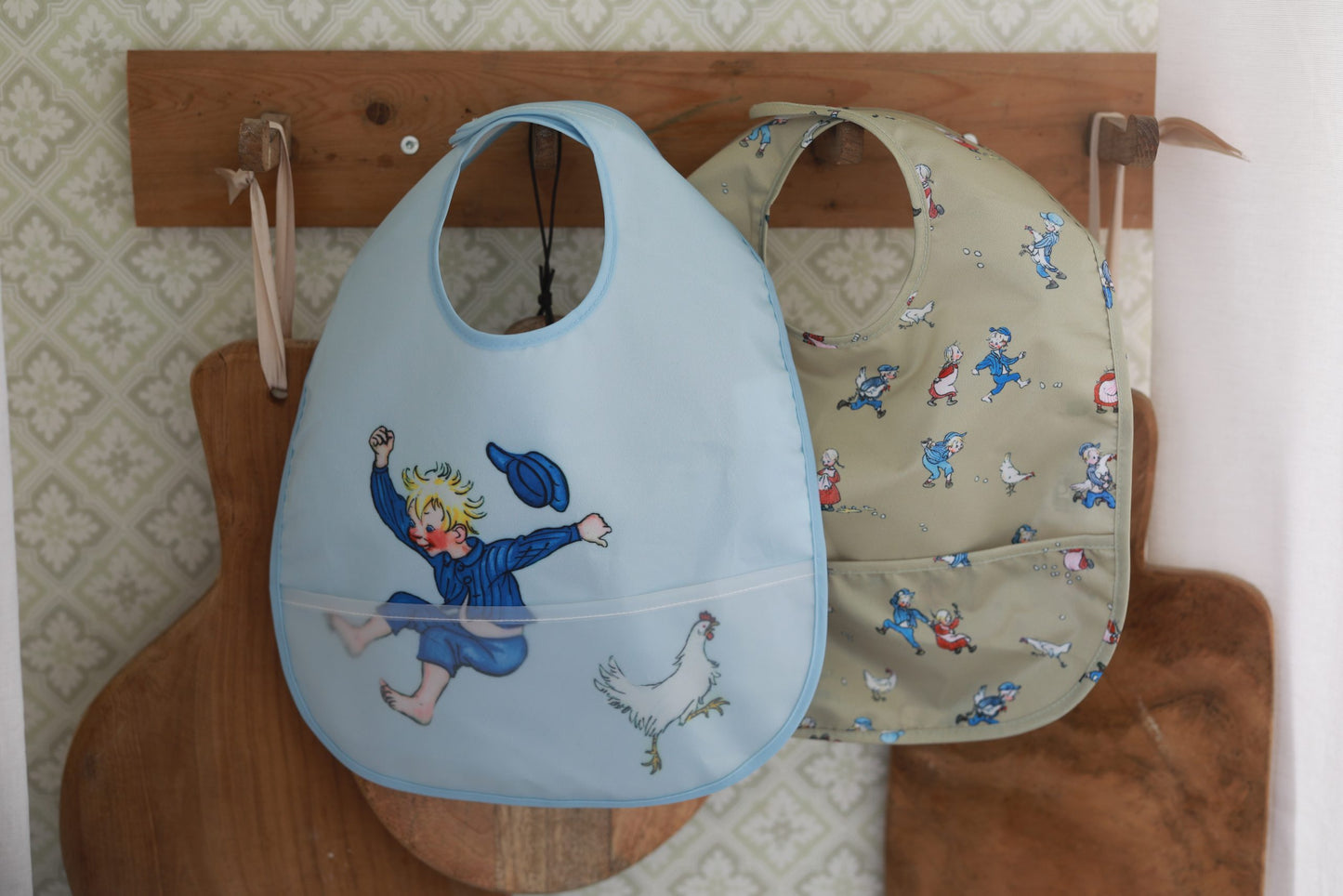 Rätt start Emil i Lönneberga Haklappar 2-pack