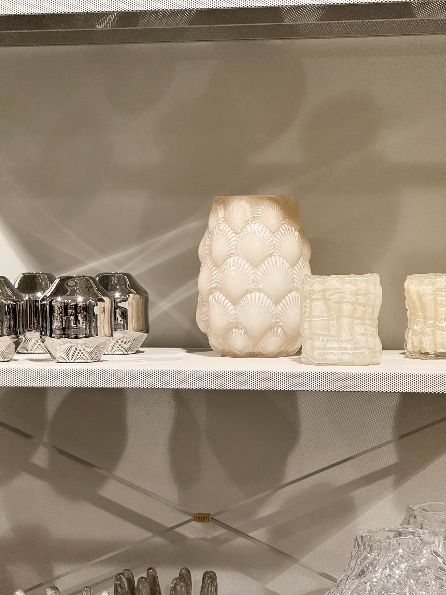 Alot Vas Snäcka Beige