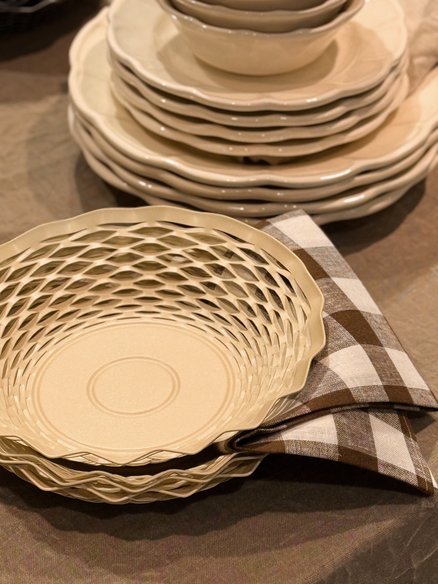 Roger Orfevre Brödkorg Rund Creme