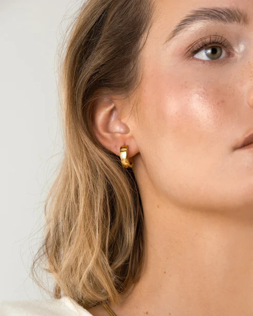 Mockberg Waterproof Chunky Gold Hoops Medium