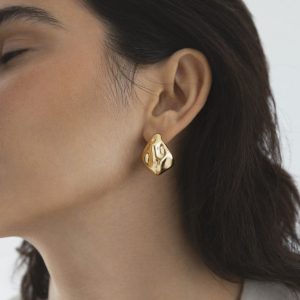 Mockberg Waterproof Wavy Bolded Drop Earrings Guld
