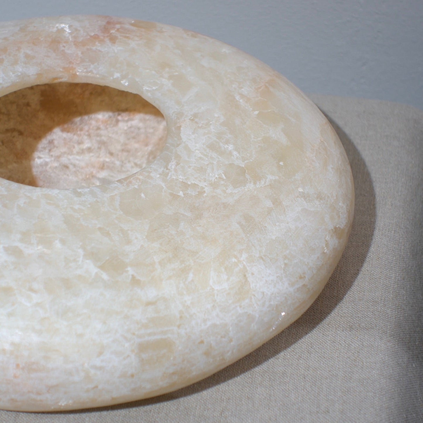 Sirocco Living Alabaster Ovale White 25 cm