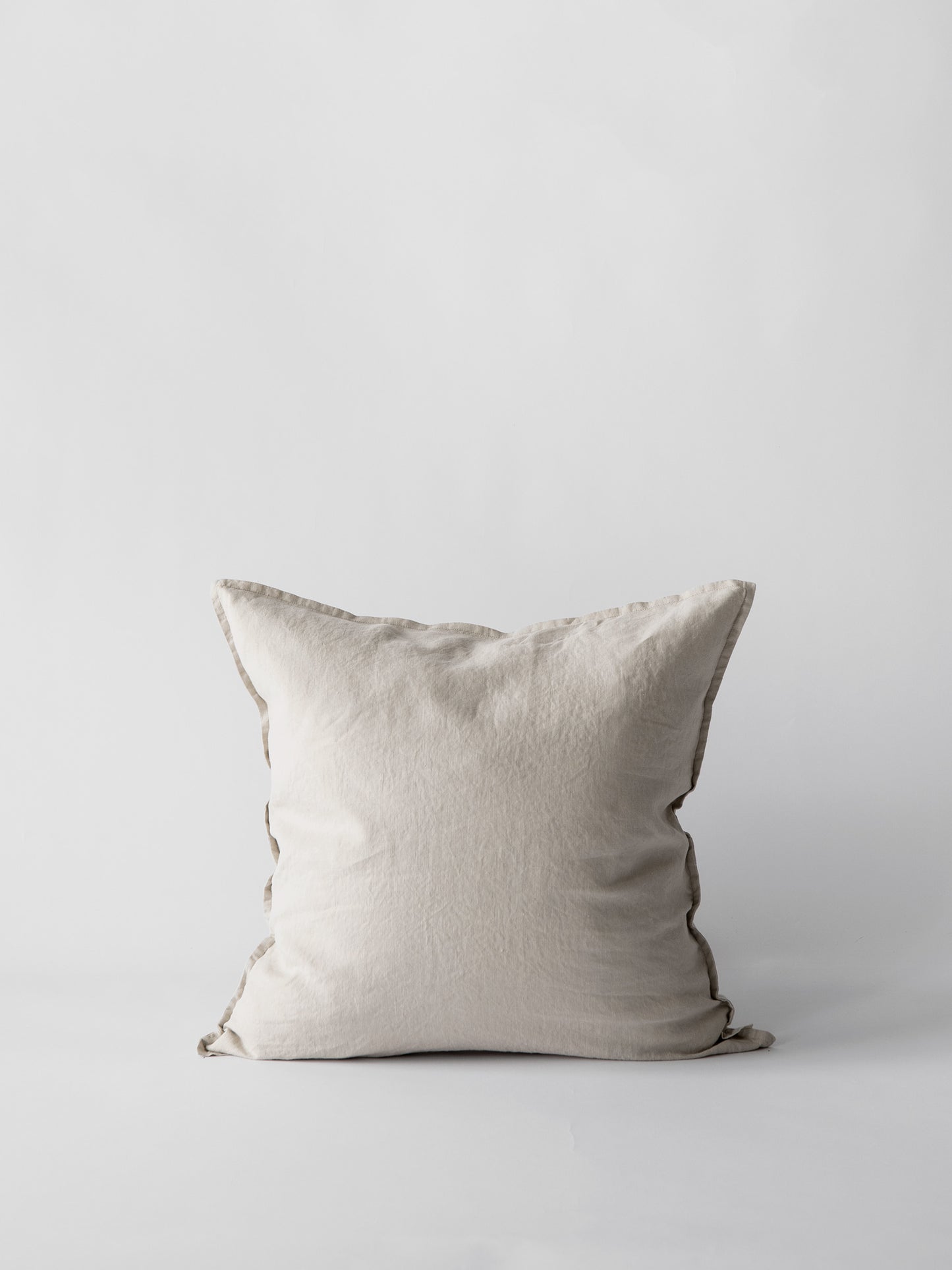 Tell Me More Kuddfodral Linne 50x50 - warm grey