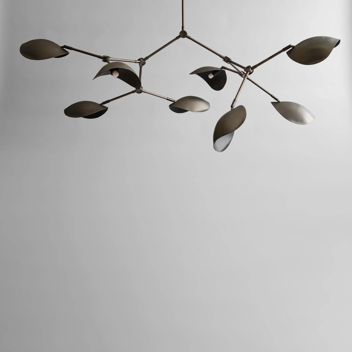 101 Copenhagen Stingray Chandelier - Bronze