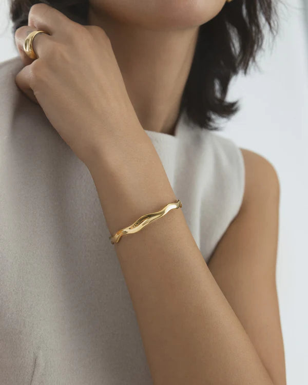 Mockberg Waterproof Infinity Necklace Gold