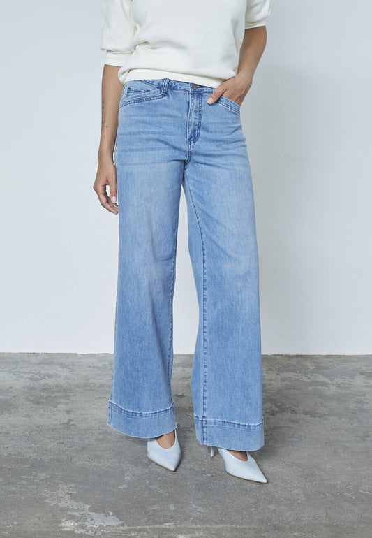Sisters Point Jeans Feja Light Blue Wash