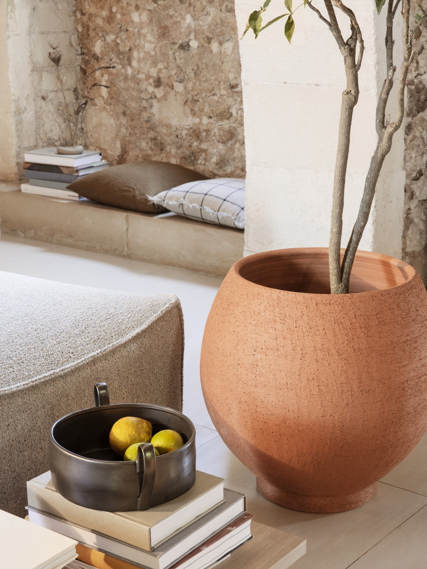 Ferm Living Flow Centrepiece - Black