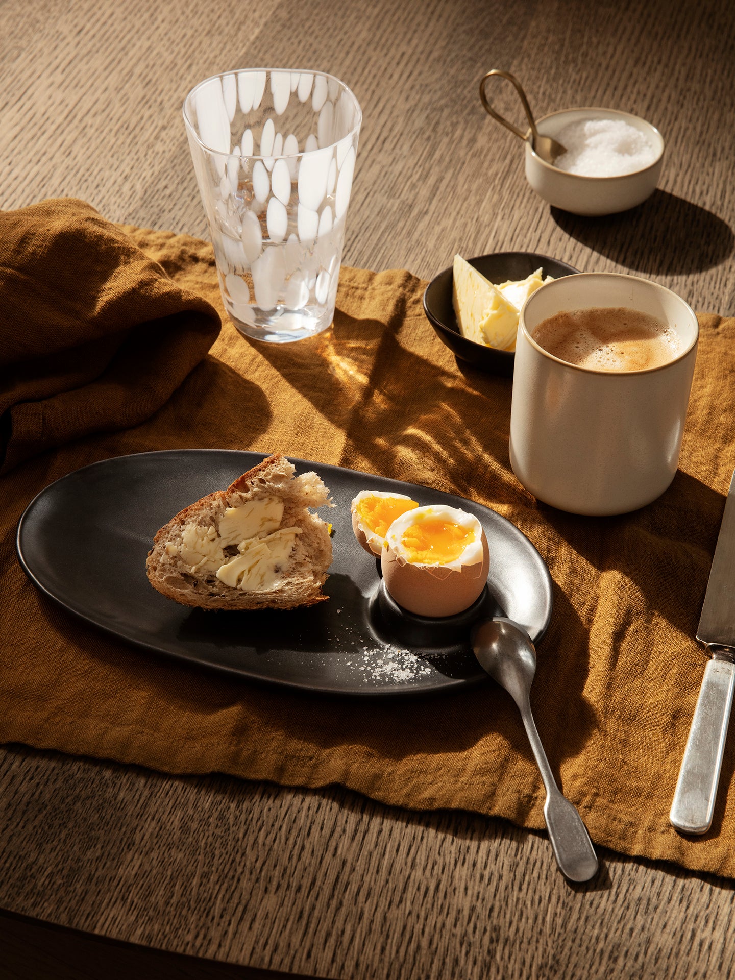 Ferm Living Flow Breakfast Plate - Black