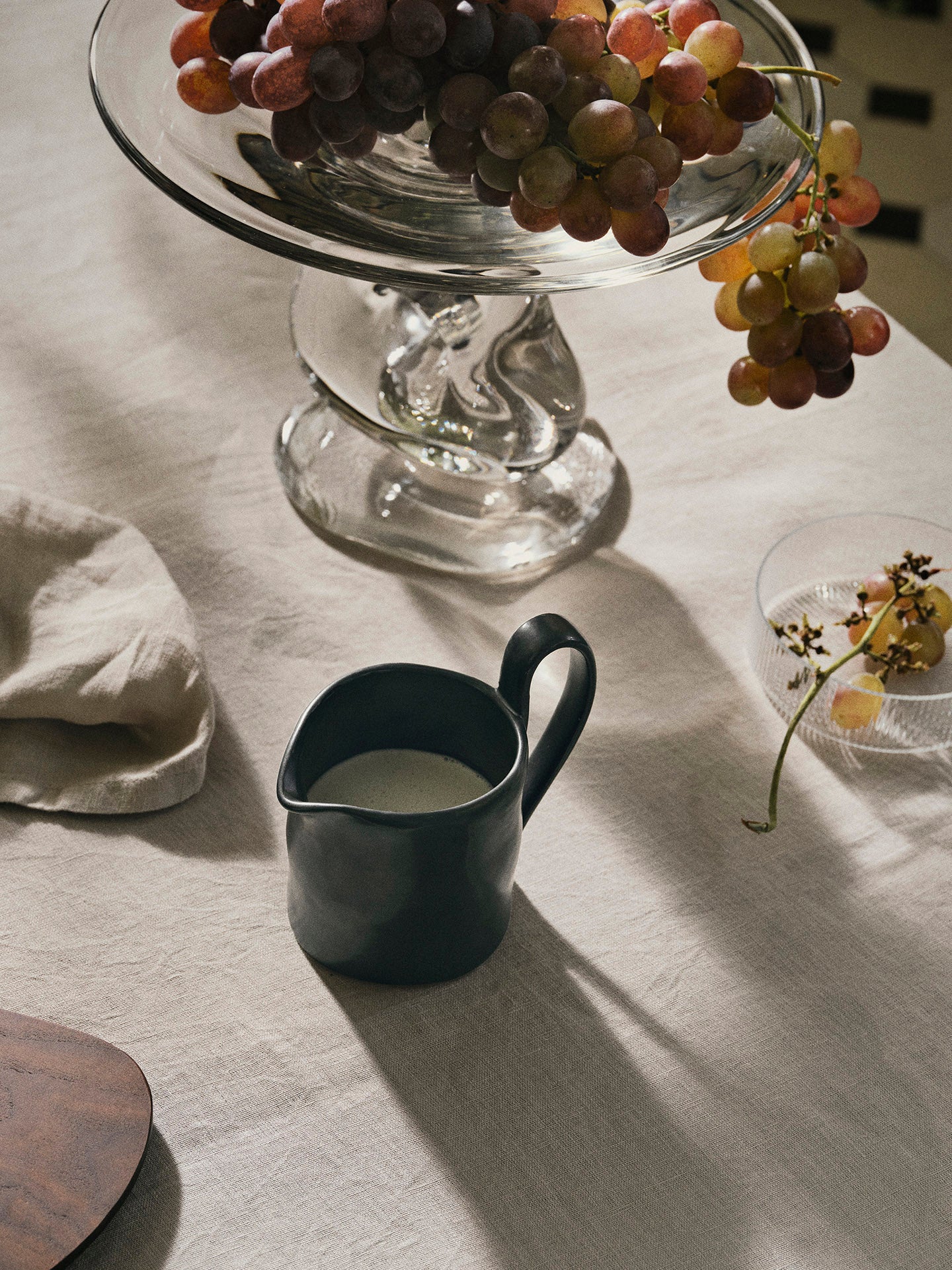 Ferm Living Flow Milk Jar - Black