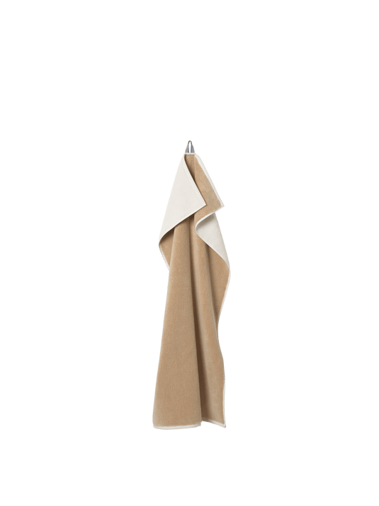 Ferm Living Ekko Handduk Kashmir/Off-white