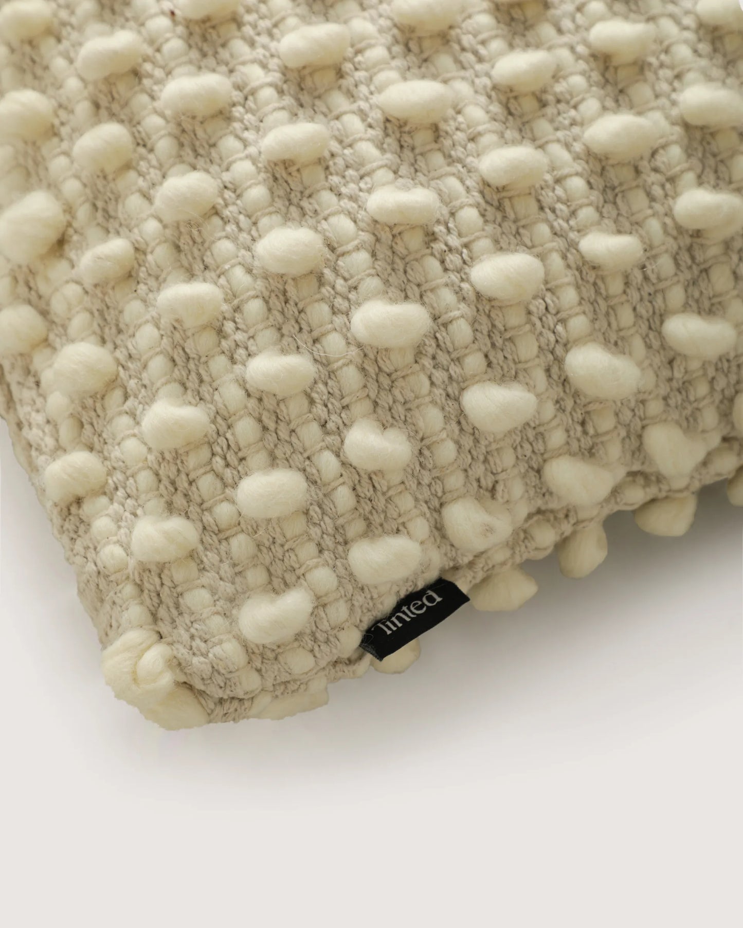 Tinted Tuhlin kudde Off-White 30x50 cm