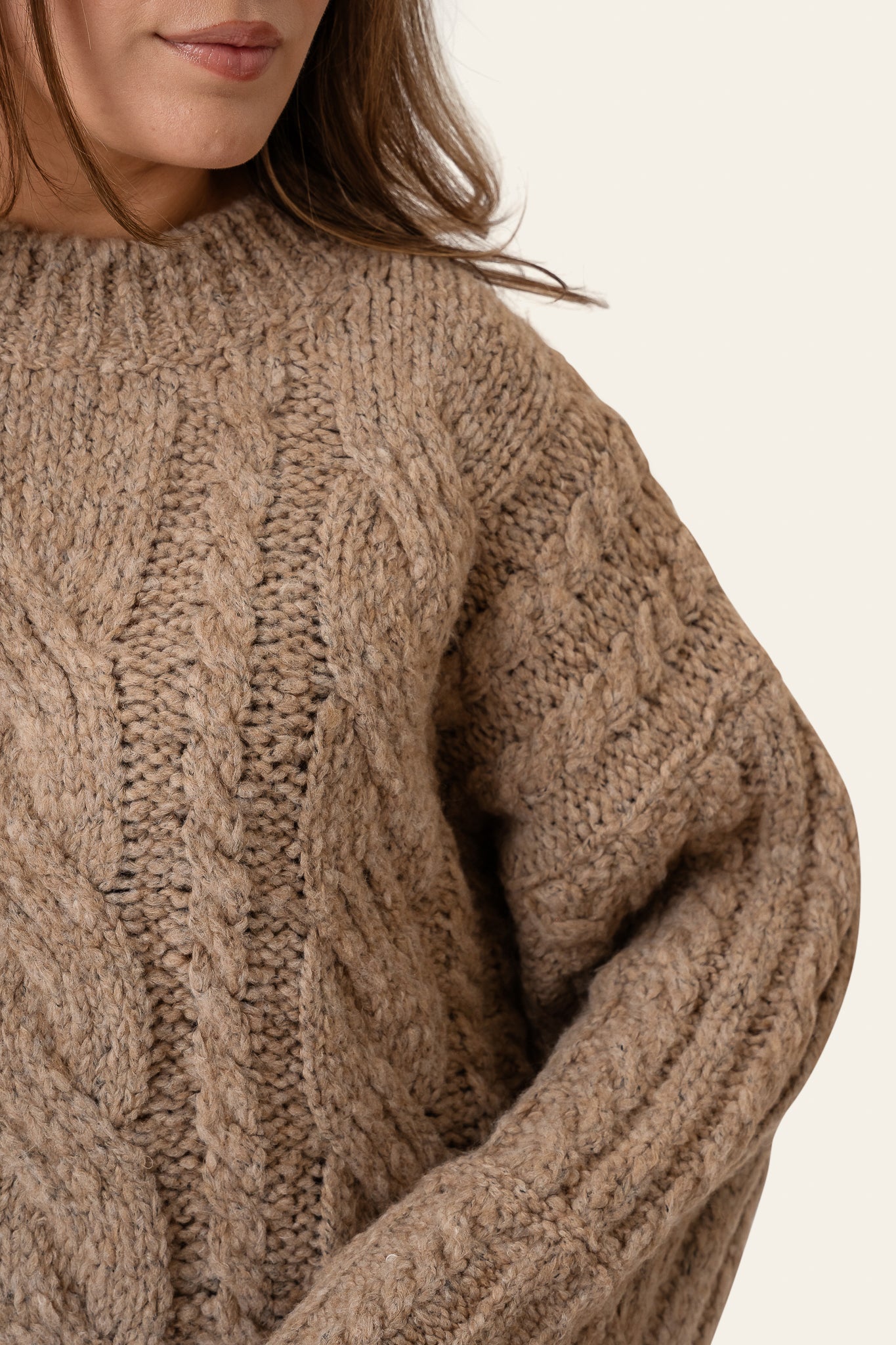 BYIC Kiki Stickad Tröja Beige