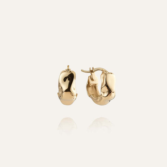 Mockberg Waterproof Wavy Bolded Mini Earrings Gold