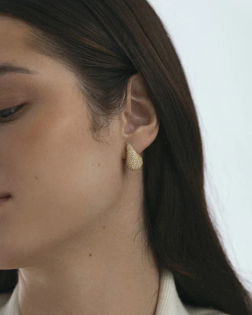 Mockberg Waterproof Pavé daring earring Small Gold