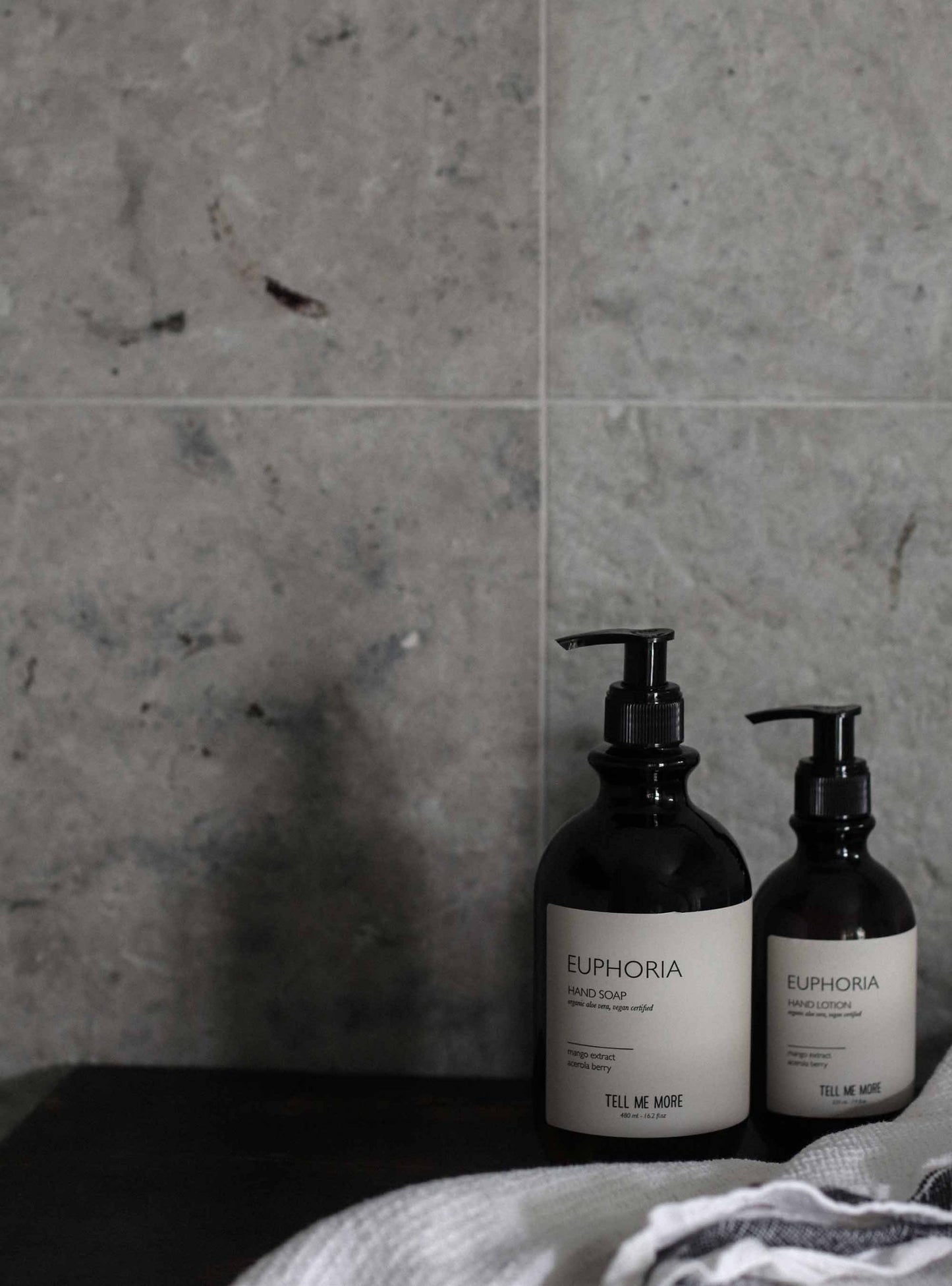 Tell Me More Hand lotion 235 ml  - Euphoria