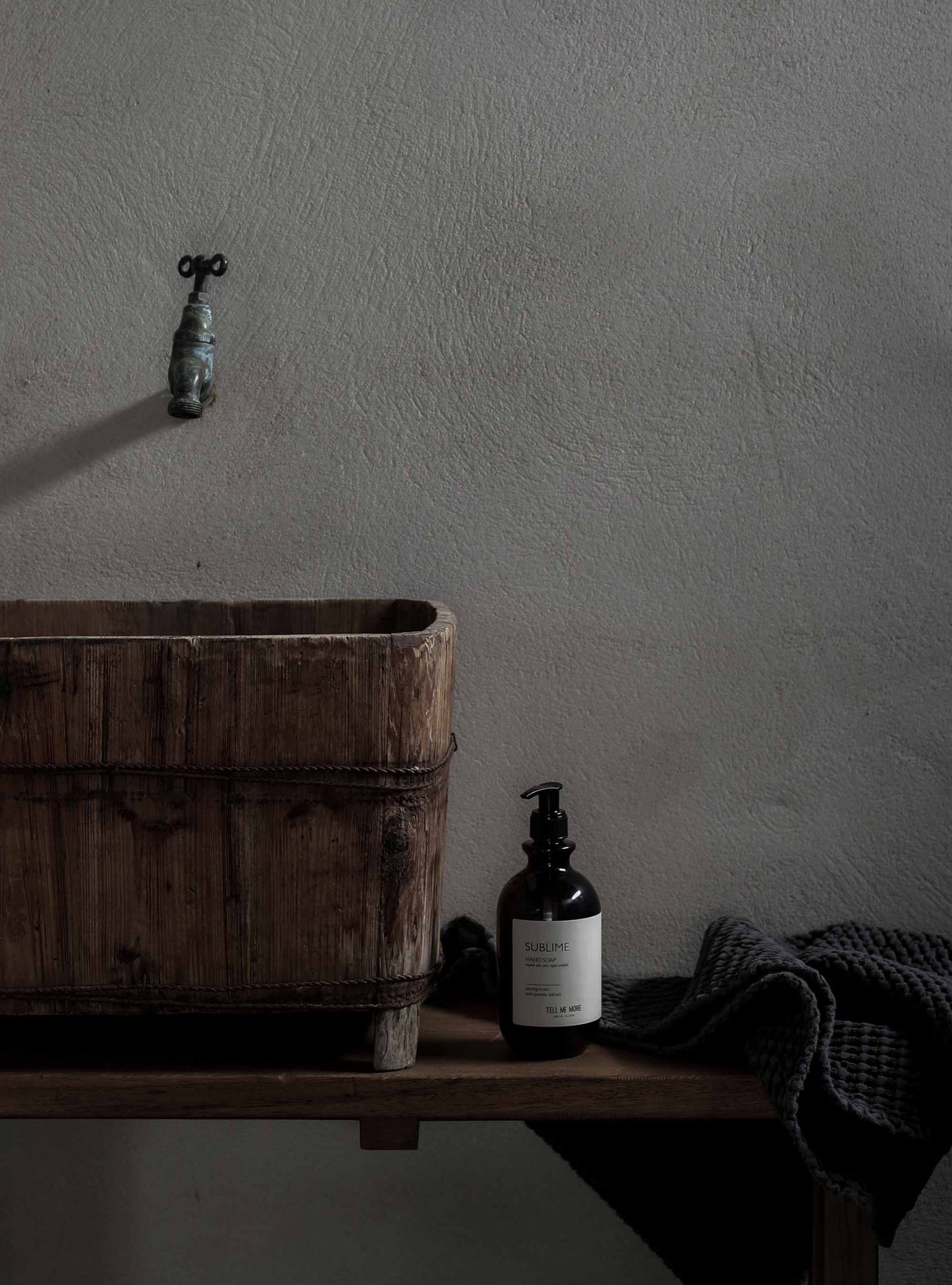 Tell Me More Hand soap 480 ml  - Sublime