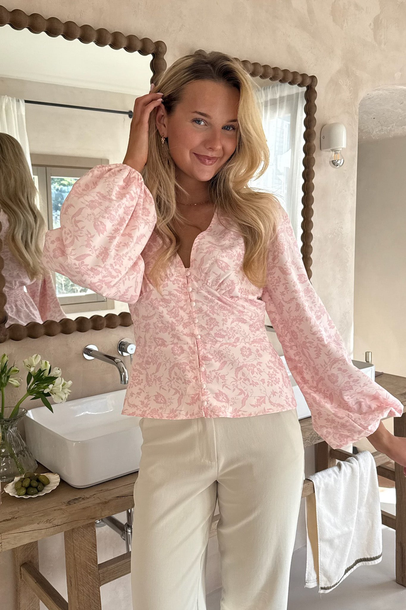 BYIC AddyIC Blus - Light Pink Floral