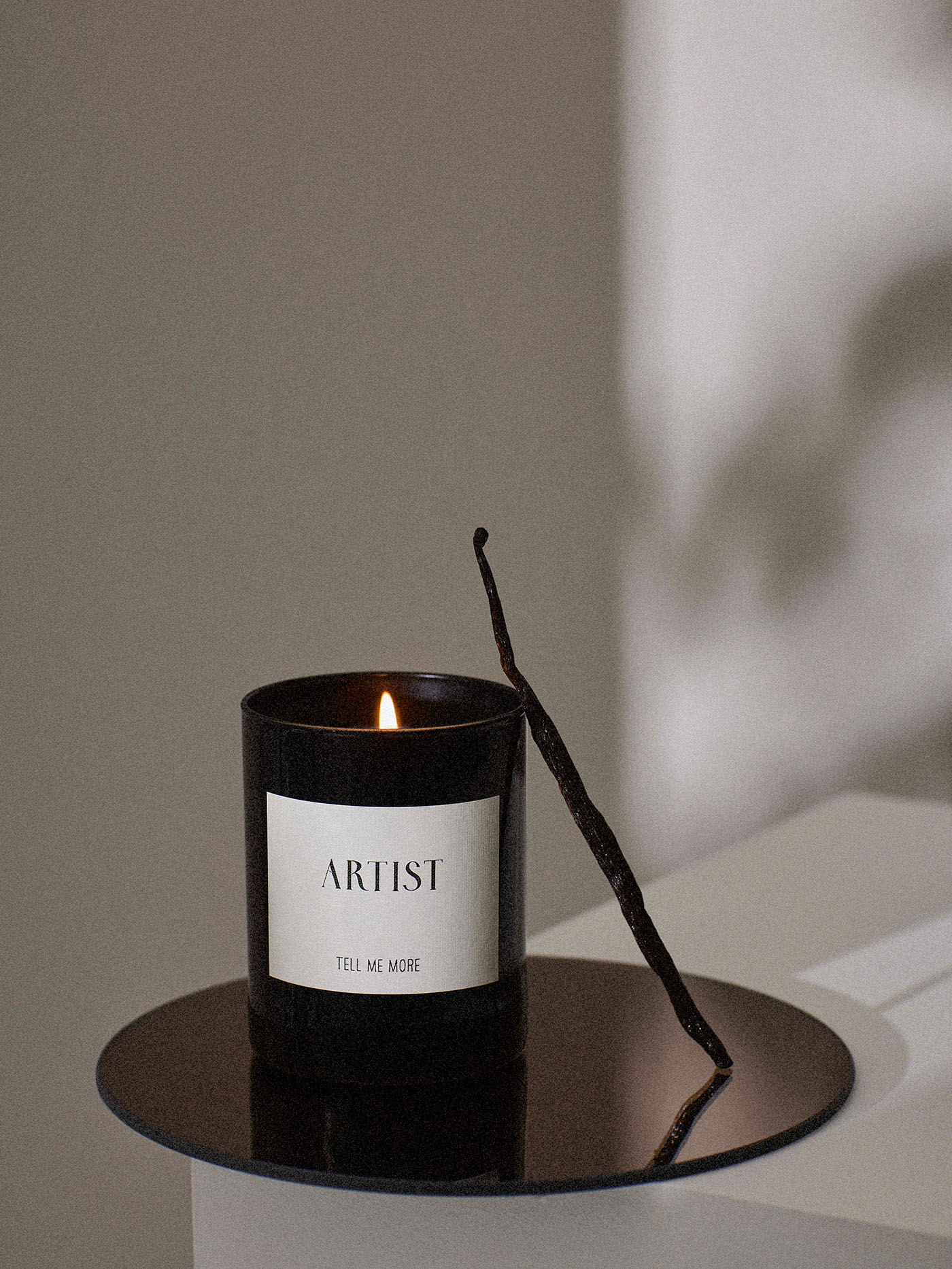 Tell Me More Scented candle - Artist