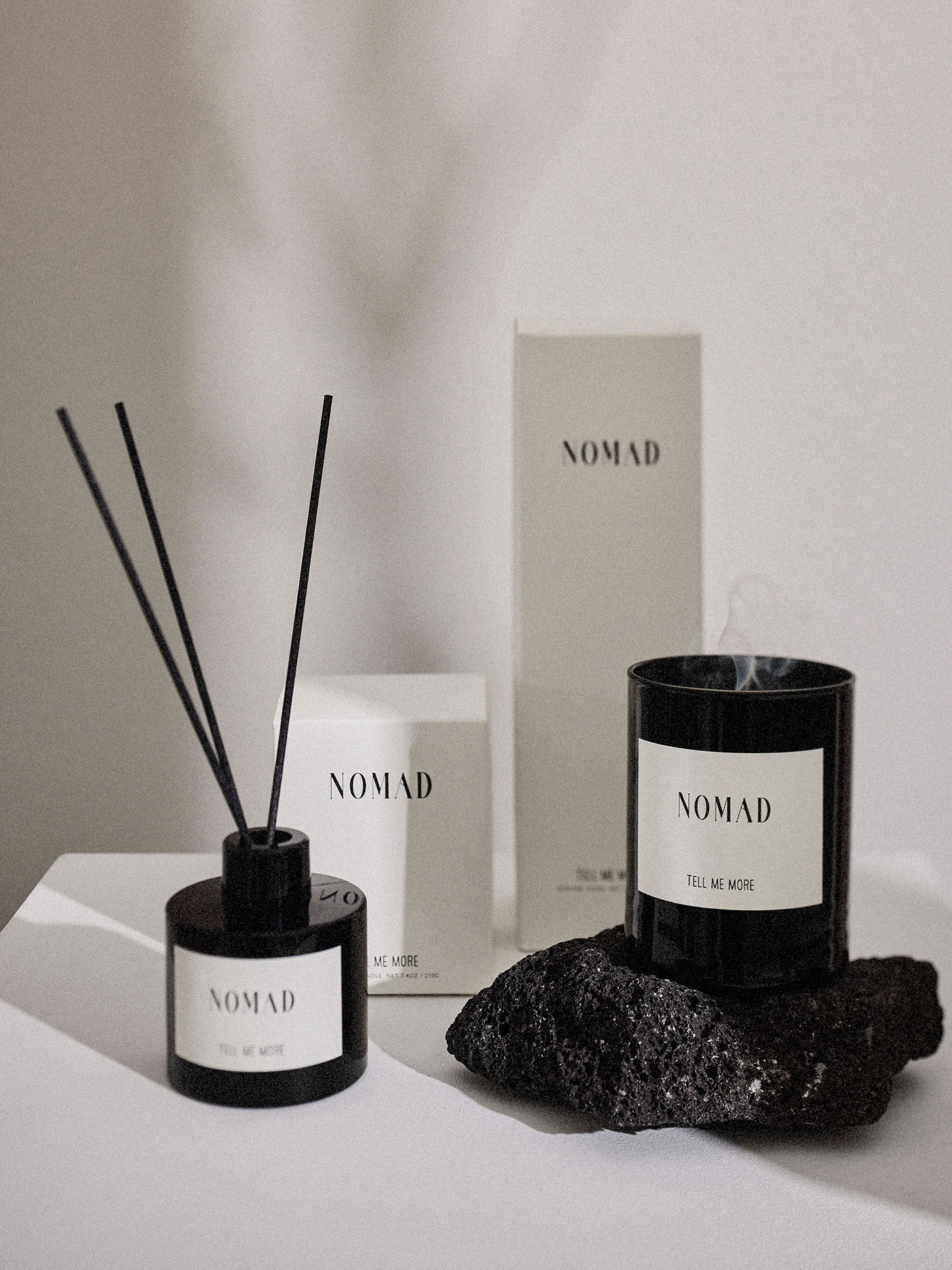 Tell Me More Scented candle - Nomad